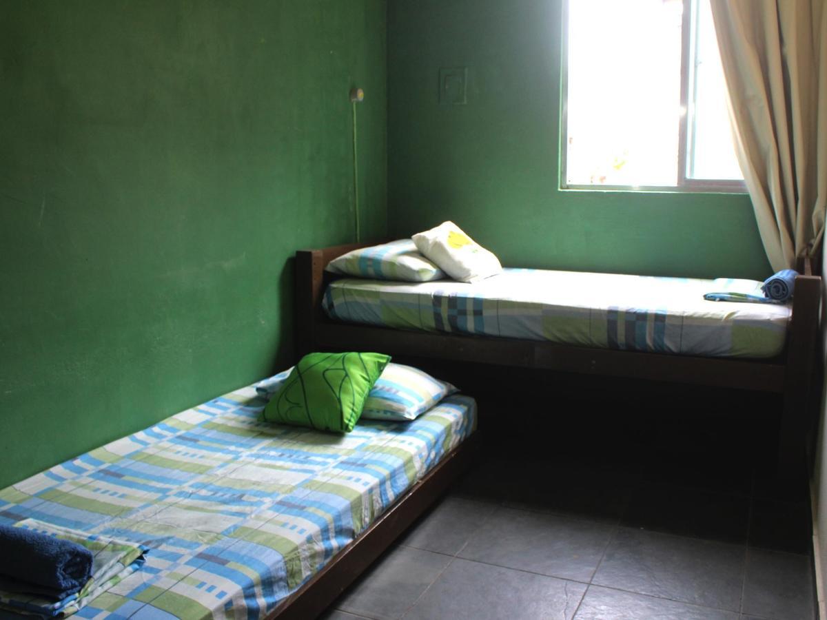 Nova Era Coliving Coworking And Bar Hostal